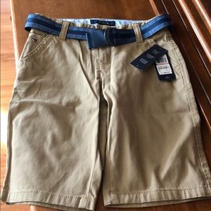 Tommy Hilfiger khaki shorts with belt NWT